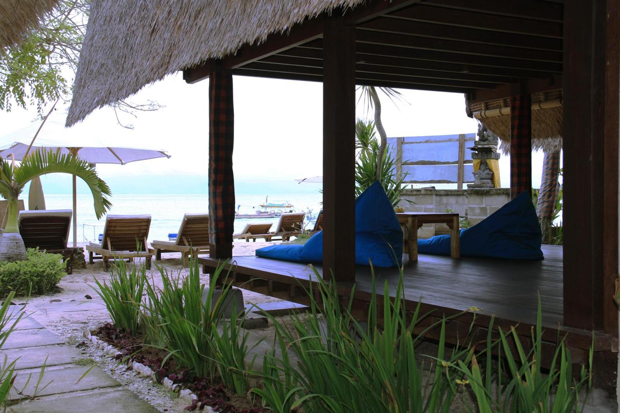 Molamola House Hotel Nusa Lembongan  Ruang foto