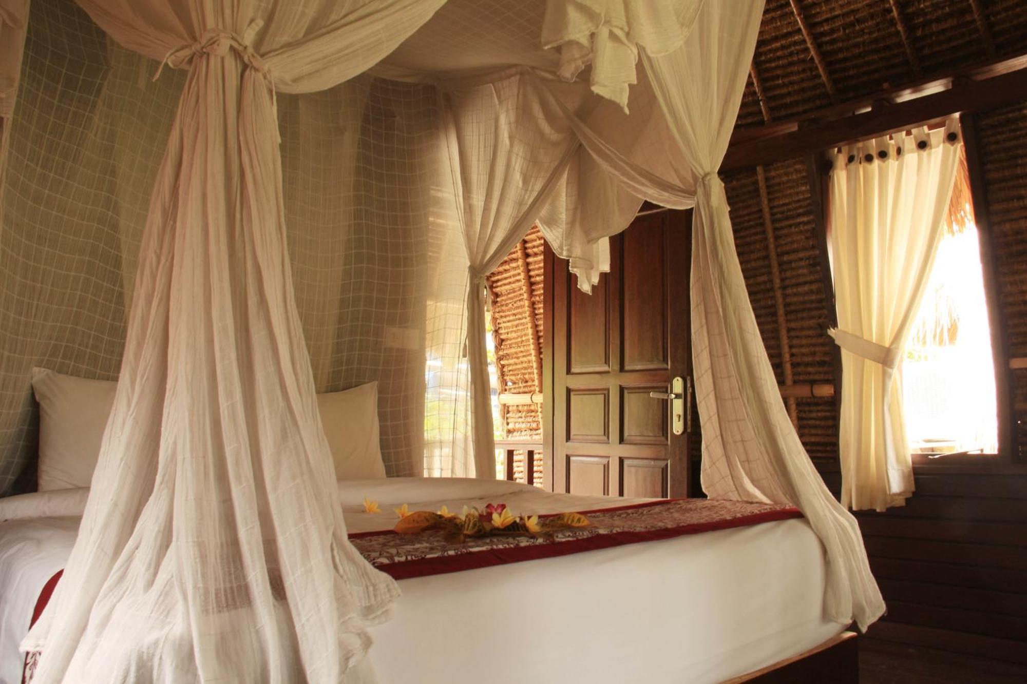 Molamola House Hotel Nusa Lembongan  Ruang foto